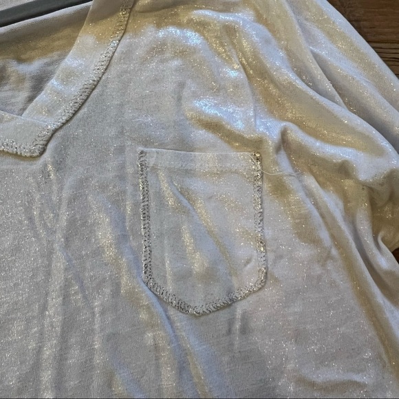 Sunny Studio Women’s White Shimmery Long sleeve - Picture 2 of 7